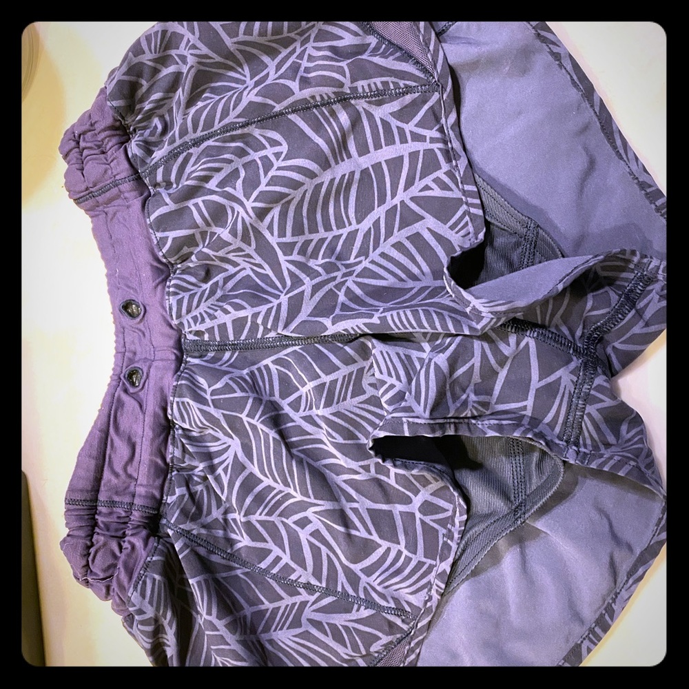 Lululemon shorts size 4